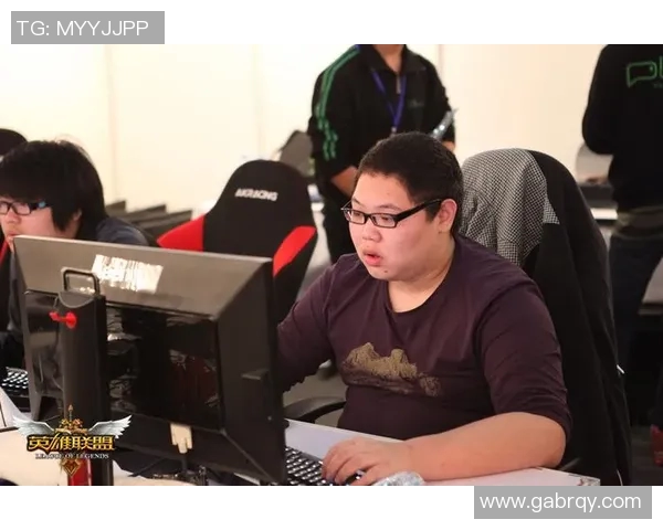 和平精英战术分析：深入探讨IG战队的防守策略与应对技巧