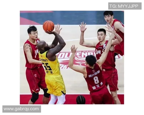 杭州足球队强势领跑联赛积分榜以63分稳居第一名