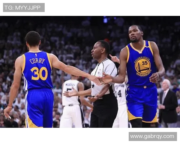 勇士与马刺激战三日精彩录像回顾分析与赛后点评