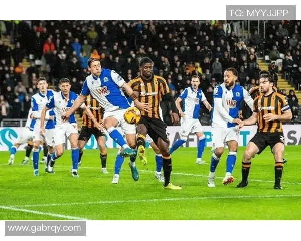 南安联主场迎战米尔沃尔双方争夺英冠积分榜关键战役