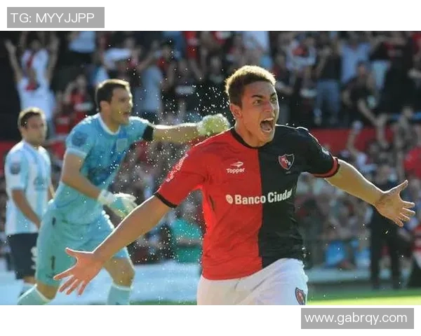 图圣马丁与老男孩的激烈对决揭示足球战术与团队精神的深刻内涵