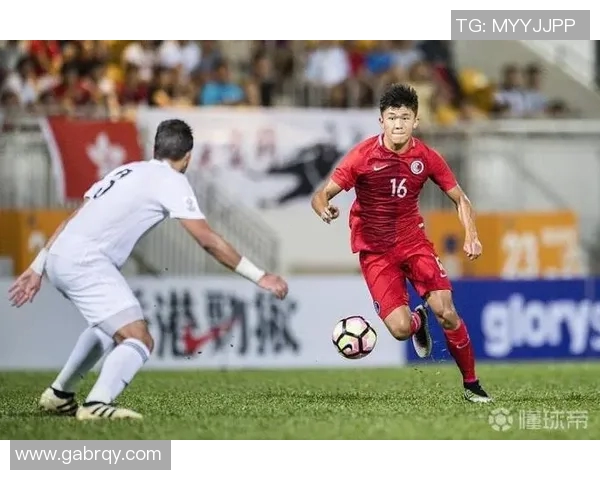 大埔与香港富力激战正酣比分悬念迭起引发球迷热议