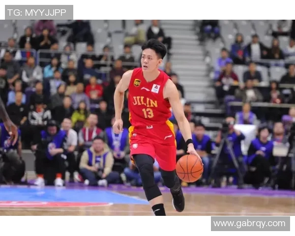 孙悦的篮球之路：从青涩少年到CBA传奇的奋斗与坚持