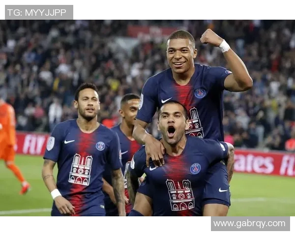 巴黎日耳曼与多特蒙德的巅峰对决谁能在欧冠赛场笑到最后