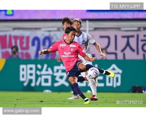 浦红钻与大阪樱花的精彩对决展现足球魅力与团队精神的巅峰之战