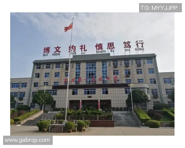 王少杰的成长之路:从平凡少年到卓越领袖的奋斗历程 王少杰的成长之路:从平凡少年到卓越领袖的奋斗历程