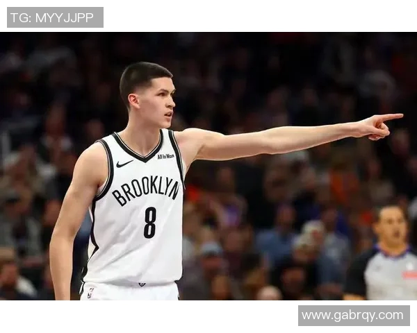 篮网与魔术队激战正酣球迷期待精彩对决与惊喜表现 篮网与魔术队激战正酣球迷期待精彩对决与惊喜表现