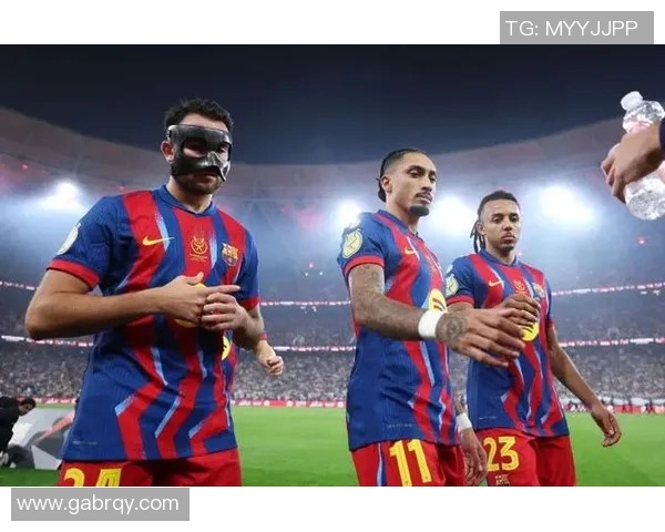 皇马与巴萨巅峰对决再现经典传奇12次交锋回顾与分析