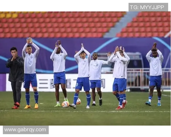 石家庄永昌迎战黄海制药期待精彩对决展现足球魅力与激情 石家庄永昌迎战黄海制药期待精彩对决展现足球魅力与激情