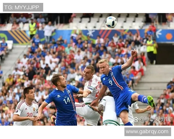 莱万领衔球队新征程展现足球魅力与团队精神的完美结合