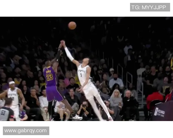 马刺与鹈鹕激战回顾精彩瞬间与关键时刻全解析