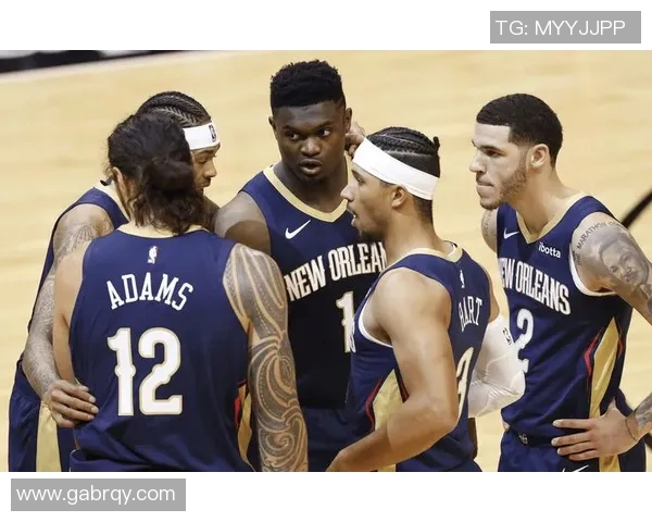 2015年NBA季后赛火箭队与鹈鹕队激烈对决精彩回顾与分析