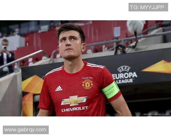 2016年曼联与阿森纳激战回顾：经典对决中的战术较量与球员表现分析