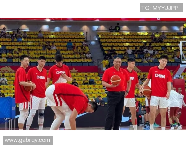 北控与广厦激战CBA联赛巅峰对决球迷期待精彩瞬间与战术较量