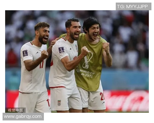 卡塔尔与伊朗友谊赛精彩对决展现足球魅力与团队精神